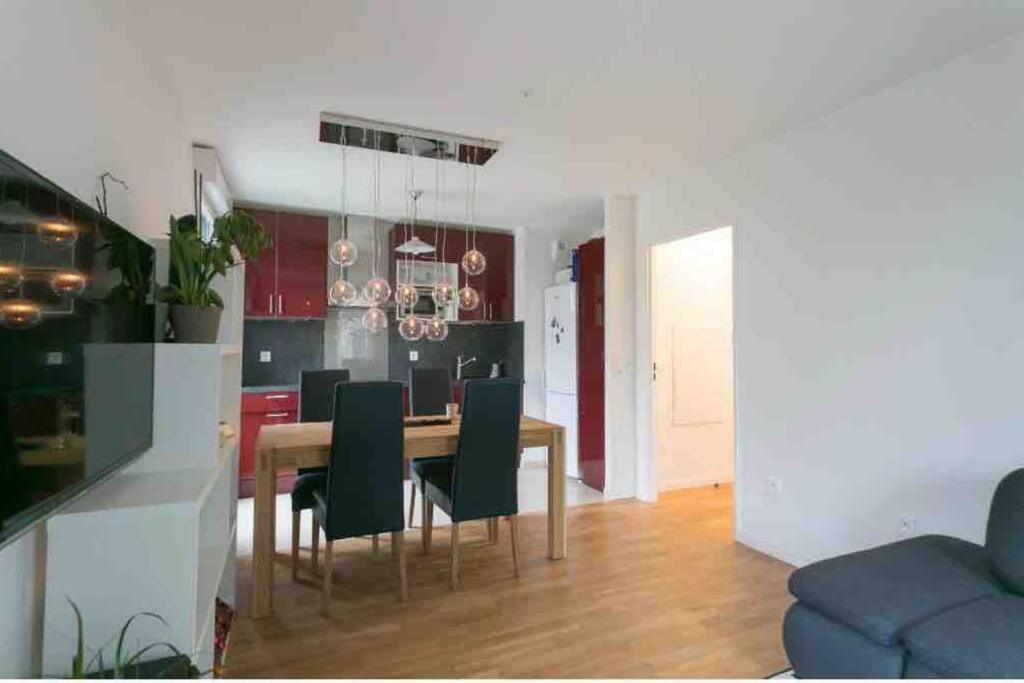 Cozy & Quiet Getaway Just 300M From Paris With Free Private Parking Leilighet Gentilly Eksteriør bilde