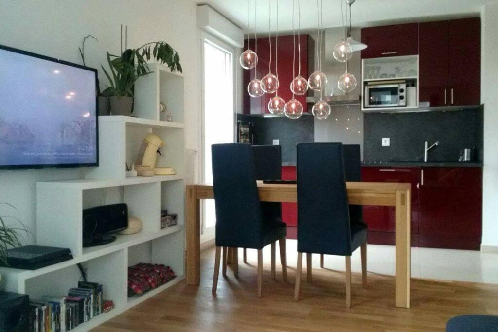 Cozy & Quiet Getaway Just 300M From Paris With Free Private Parking Leilighet Gentilly Eksteriør bilde